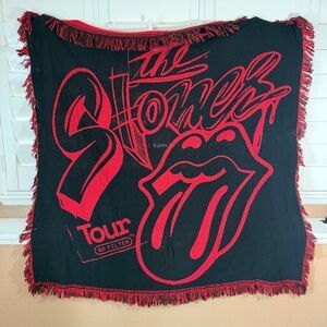 The Rolling Stones No Filter Red Black Knit Throw Blanket Classic Rock N Roll